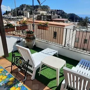Casa Gio Taormine