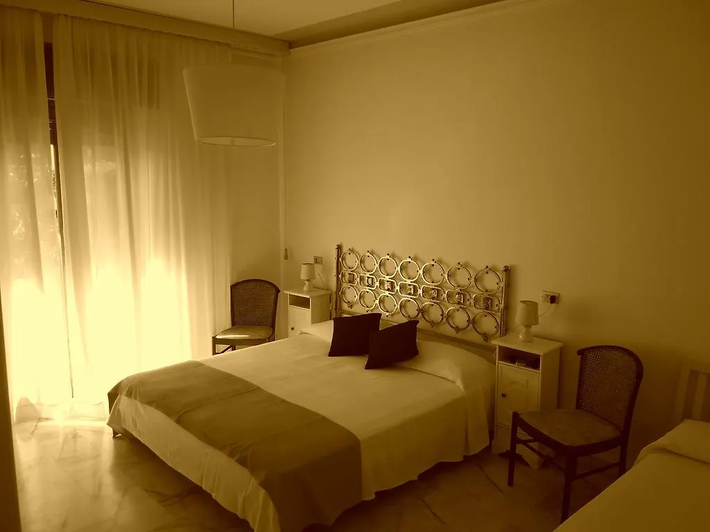 Andros Apartment Taormina 0*,